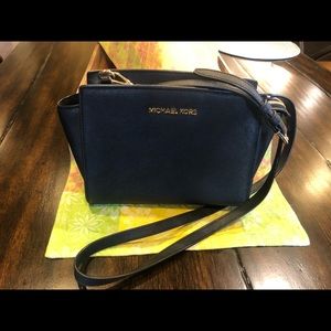Michael Kors bag - like new!